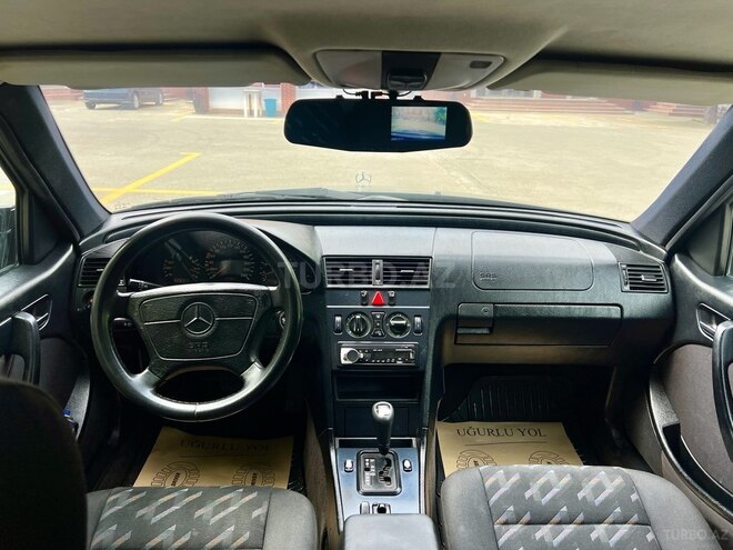 Mercedes C 180 1998, 283,000 km - 1.8 l - Salyan