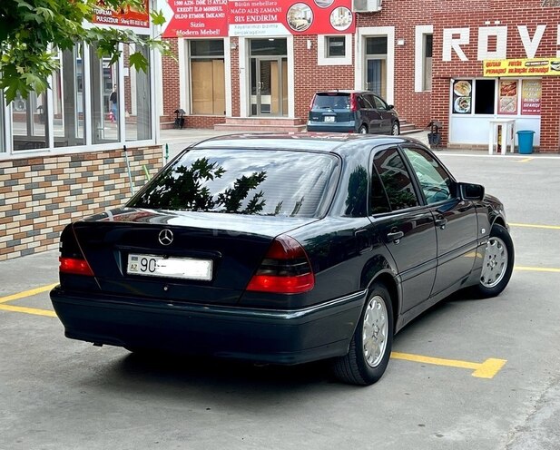 Mercedes C 180 1998, 283,000 km - 1.8 l - Salyan
