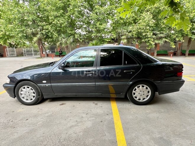 Mercedes C 180 1998, 283,000 km - 1.8 l - Salyan