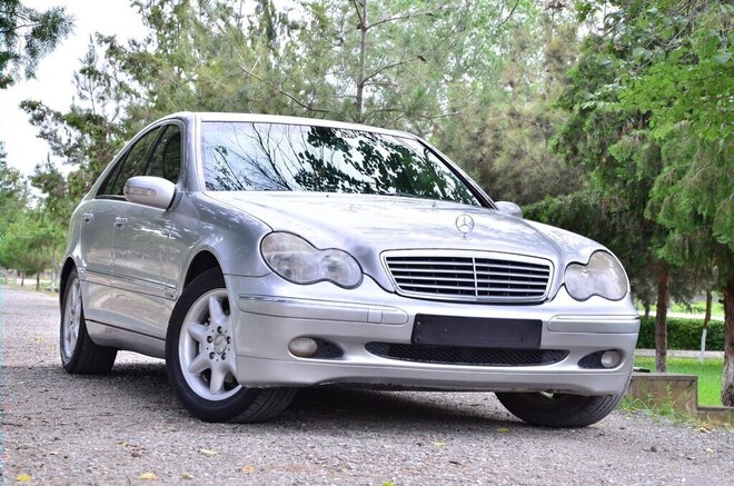 Mercedes C 240 2000, 248,000 km - 2.4 l - Kürdəmir