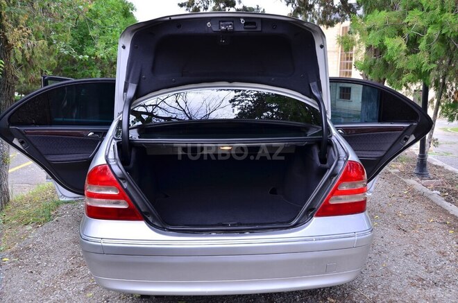 Mercedes C 240 2000, 248,000 km - 2.4 l - Kürdəmir