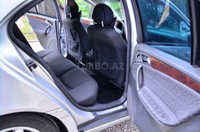 Mercedes C 240 2000, 248,000 km - 2.4 l - Kürdəmir