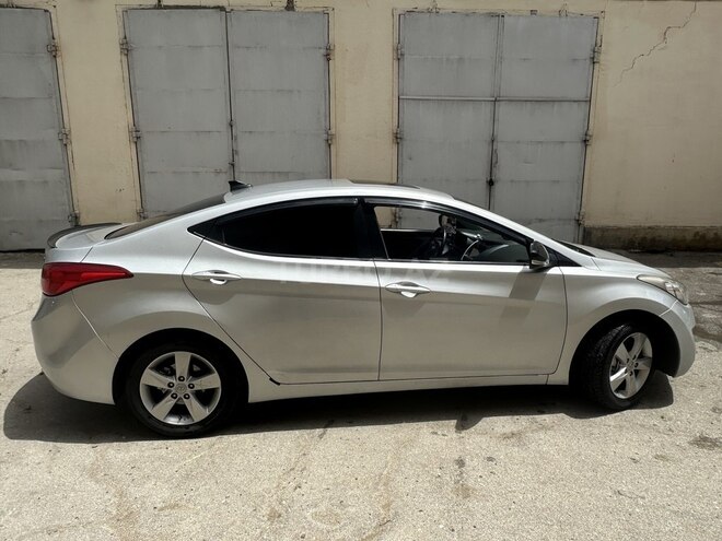 Hyundai Elantra 2012, 215,000 km - 1.8 l - Bakı