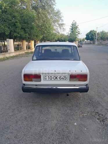 LADA (VAZ) 2107