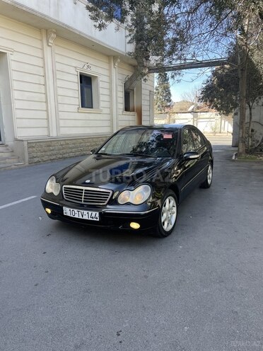 Mercedes C 200