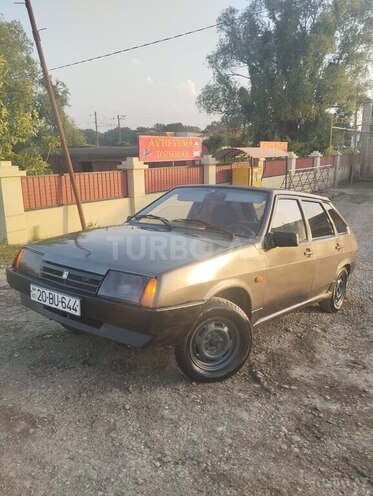 LADA (VAZ) 2109