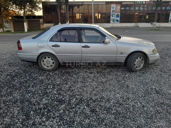 Mercedes C 220 d 1996, 250,000 km - 2.2 л - Lənkəran