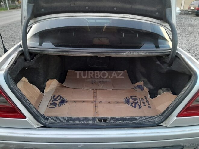 Mercedes C 220 d 1996, 250,000 km - 2.2 л - Lənkəran