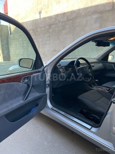 Mercedes E 270 2000, 440,000 km - 2.7 l - Bakı
