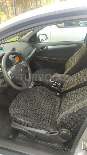 Opel Astra 2004, 298,000 km - 1.4 l - Bakı