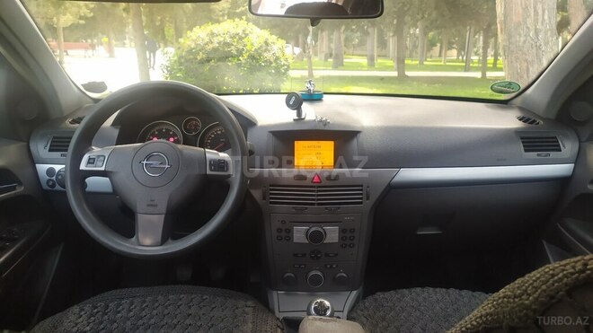 Opel Astra 2004, 298,000 km - 1.4 l - Bakı