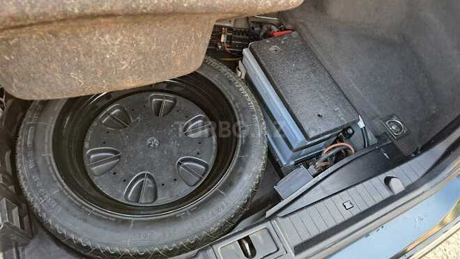 Mercedes E 270 2003, 350,000 km - 2.7 l - Tovuz