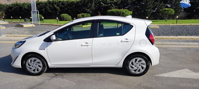 Toyota Prius C