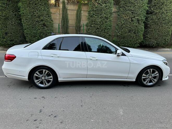 Mercedes E 200