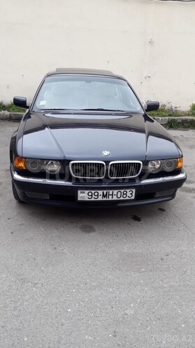 BMW 740