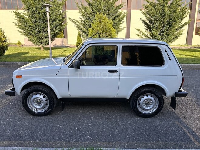 LADA (VAZ) Niva