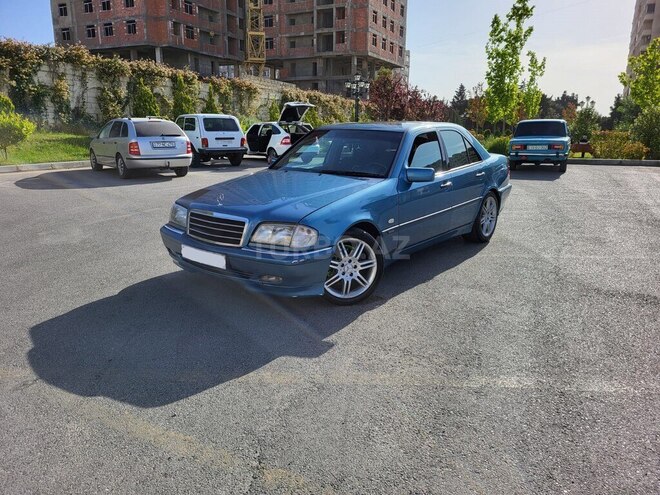 Mercedes C 180