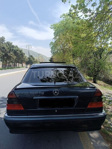 Mercedes C 230 2000, 265,272 km - 2.3 l - Şəki
