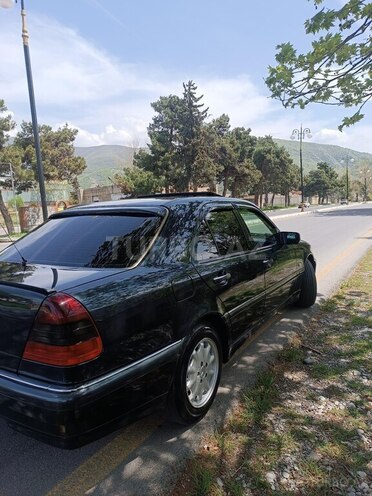 Mercedes C 230 2000, 265,272 km - 2.3 l - Şəki