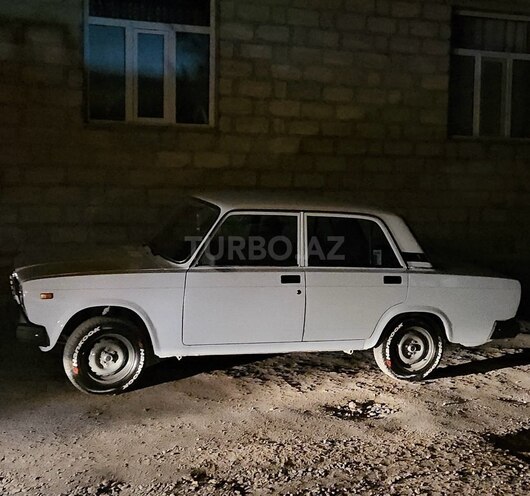 LADA (VAZ) 2107