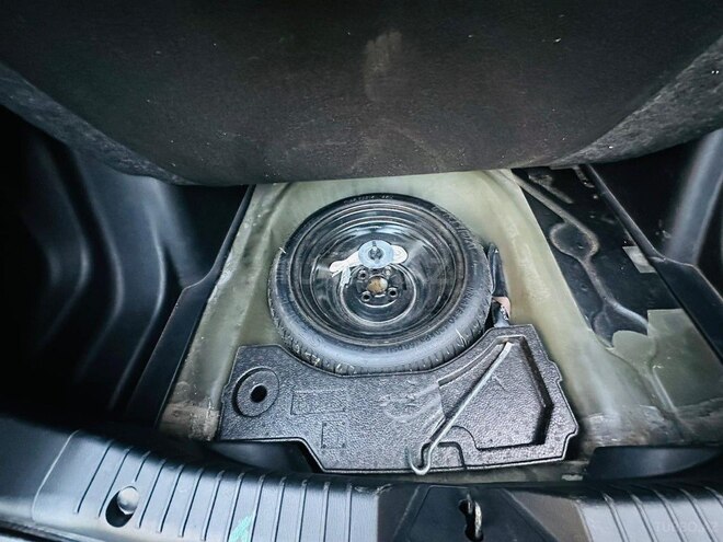Toyota Yaris iA 2017, 128,000 km - 1.5 l - Bakı