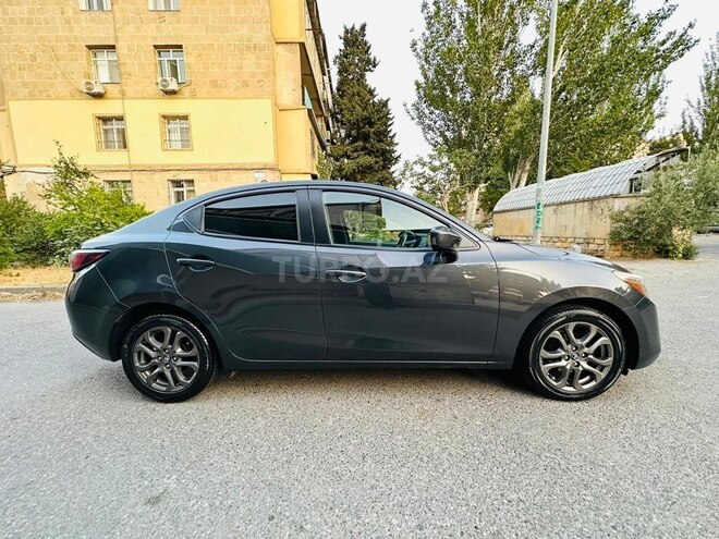 Toyota Yaris iA 2017, 128,000 km - 1.5 l - Bakı