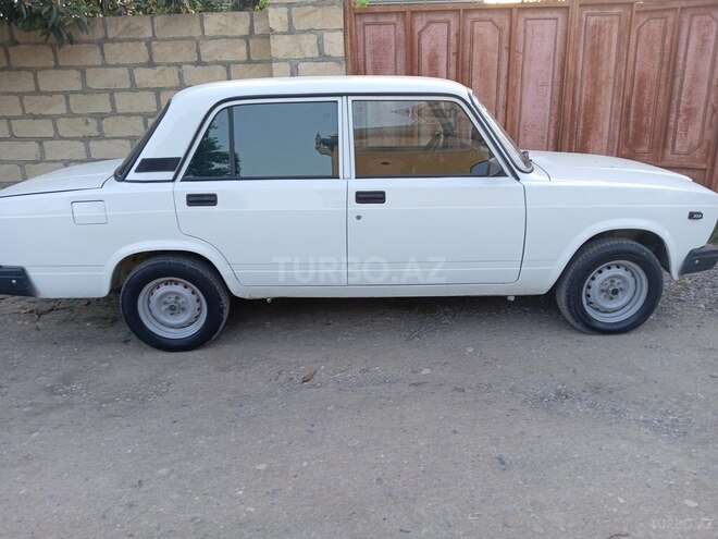 LADA (VAZ) 2107