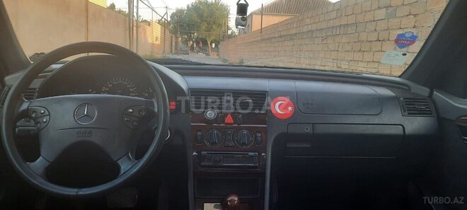 Mercedes C 180 1996, 423,526 km - 1.8 l - Bakı