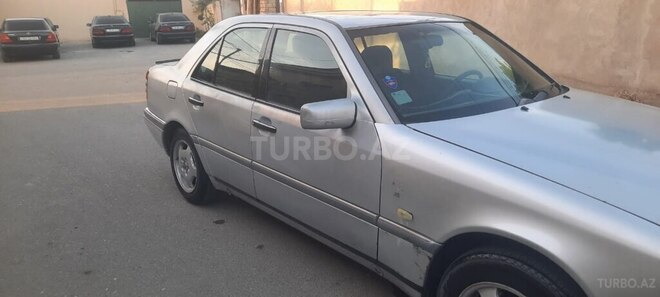 Mercedes C 180 1996, 423,526 km - 1.8 l - Bakı