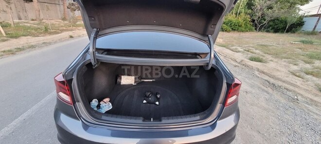 Hyundai Elantra 2019, 56,000 km - 1.6 l - Bakı