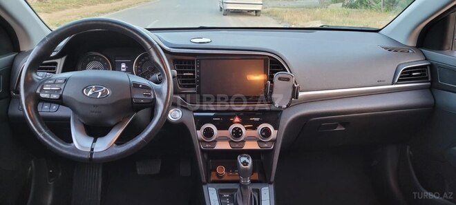 Hyundai Elantra 2019, 56,000 km - 1.6 l - Bakı