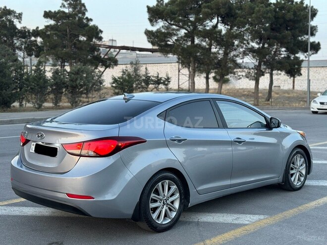 Hyundai Elantra 2015, 135,000 km - 1.8 l - Bakı