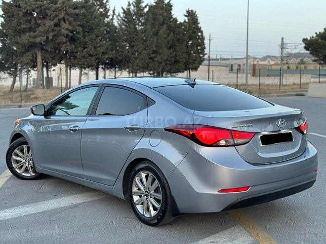 Hyundai Elantra 2015, 135,000 km - 1.8 l - Bakı