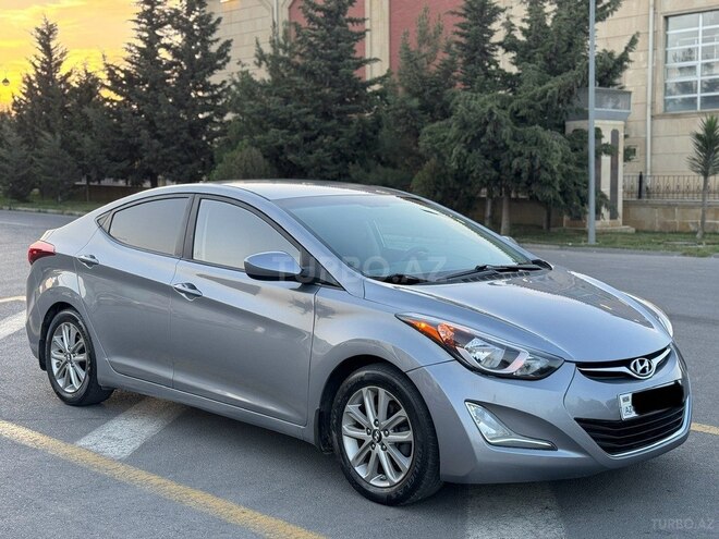 Hyundai Elantra 2015, 135,000 km - 1.8 l - Bakı