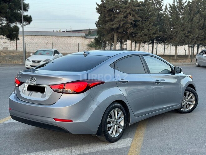 Hyundai Elantra 2015, 135,000 km - 1.8 l - Bakı