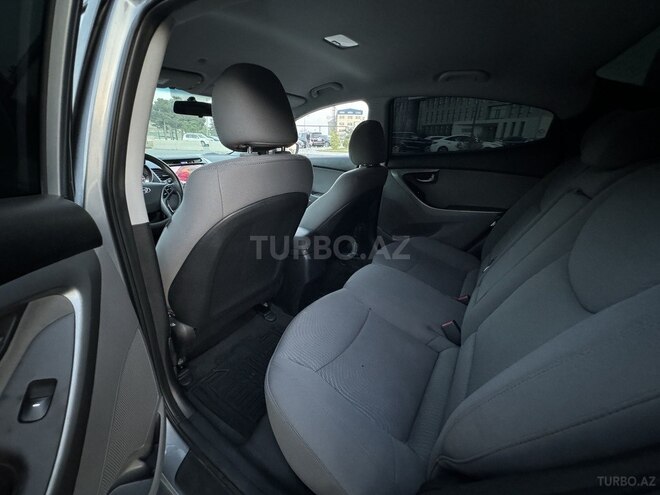 Hyundai Elantra 2015, 135,000 km - 1.8 l - Bakı