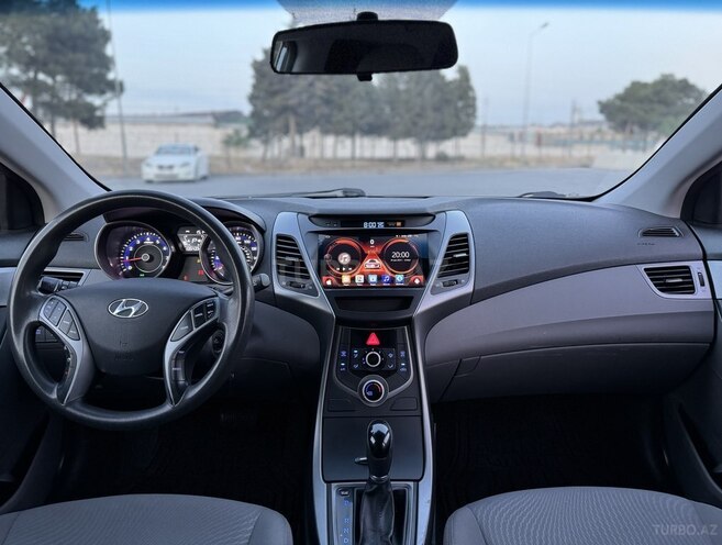Hyundai Elantra 2015, 135,000 km - 1.8 l - Bakı