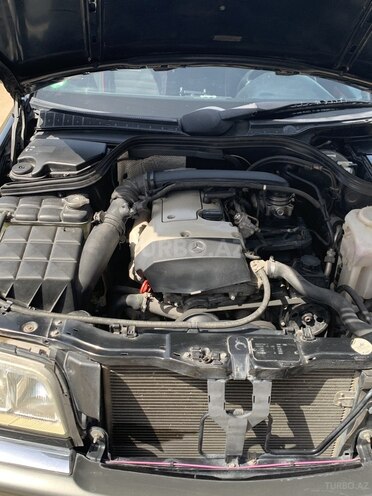 Mercedes C 180 1999, 210,000 km - 1.8 л - Sumqayıt