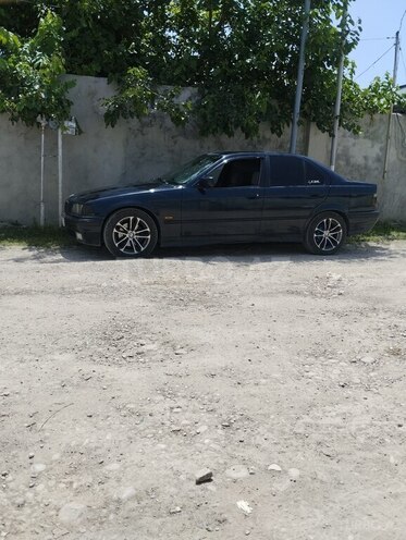 BMW 316 1997, 428,000 km - 1.6 l - Şabran