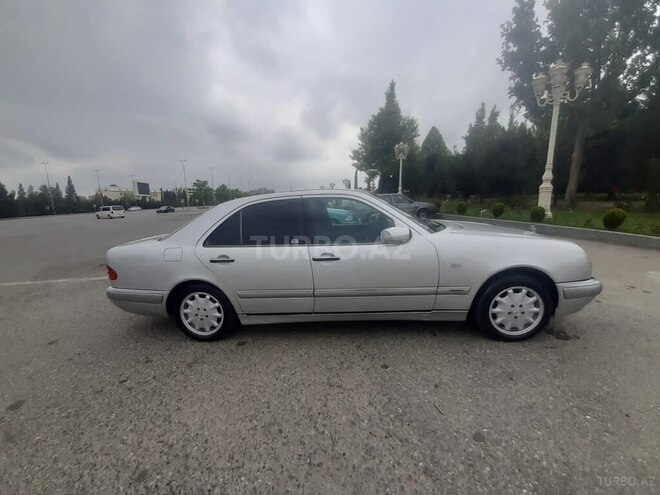 Mercedes E 200 1999, 340,000 km - 2.0 l - Gəncə