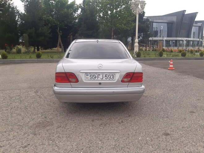 Mercedes E 200 1999, 340,000 km - 2.0 l - Gəncə