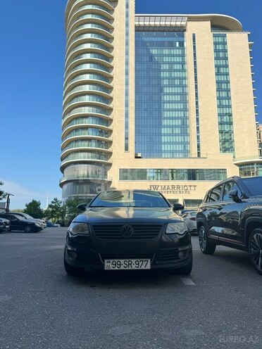 Volkswagen Passat 2005, 340,000 km - 2.0 л - Bakı