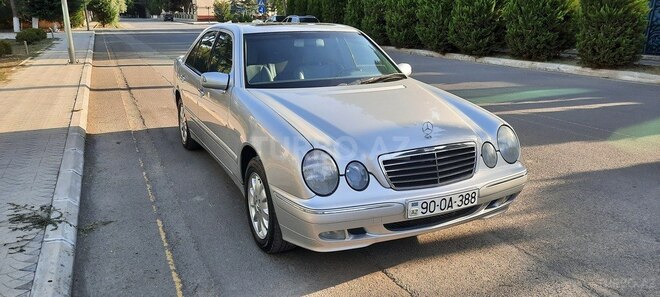 Mercedes E 280