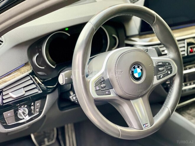 BMW 530e