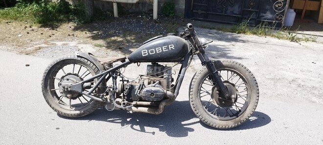 Ural DNEPR MT 1985, 10,000 km - 0.2 l - Qusar