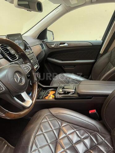 Mercedes GLS 450 4MATIC