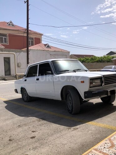 LADA (VAZ) 2107