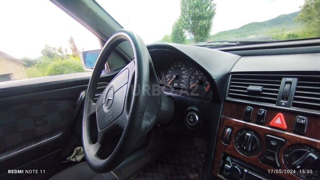 Mercedes C 180 1995, 326,500 km - 1.8 l - Zaqatala
