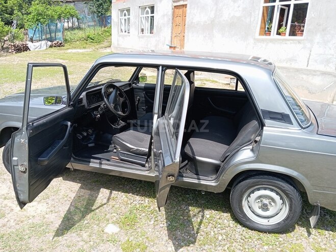 LADA (VAZ) 2107