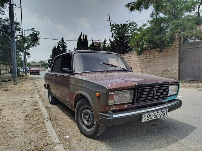 LADA (VAZ) 2107